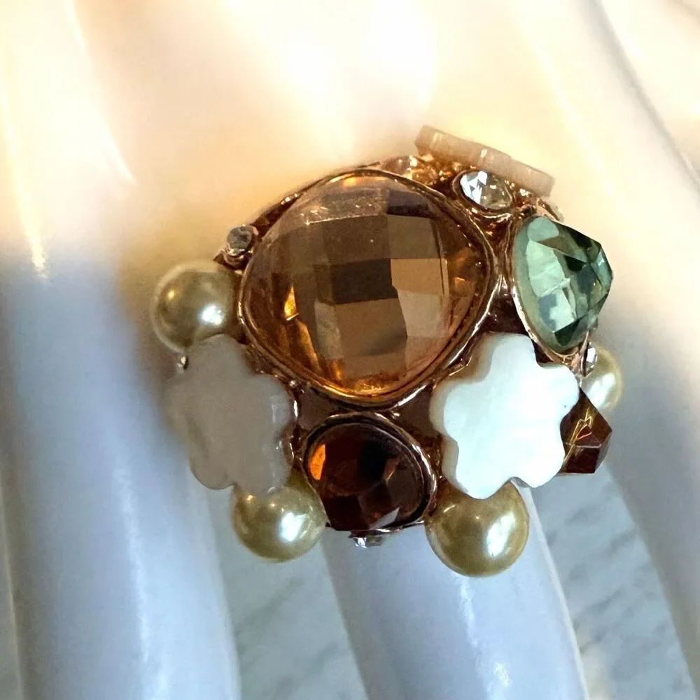 Swarovski Multi Stone Cluster Cocktail Ring